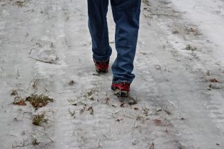 R-walking on ice